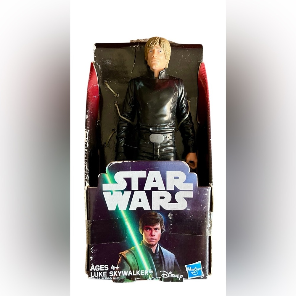 Star Wars Luke Skywalker Action Figure - 2015 New in Box